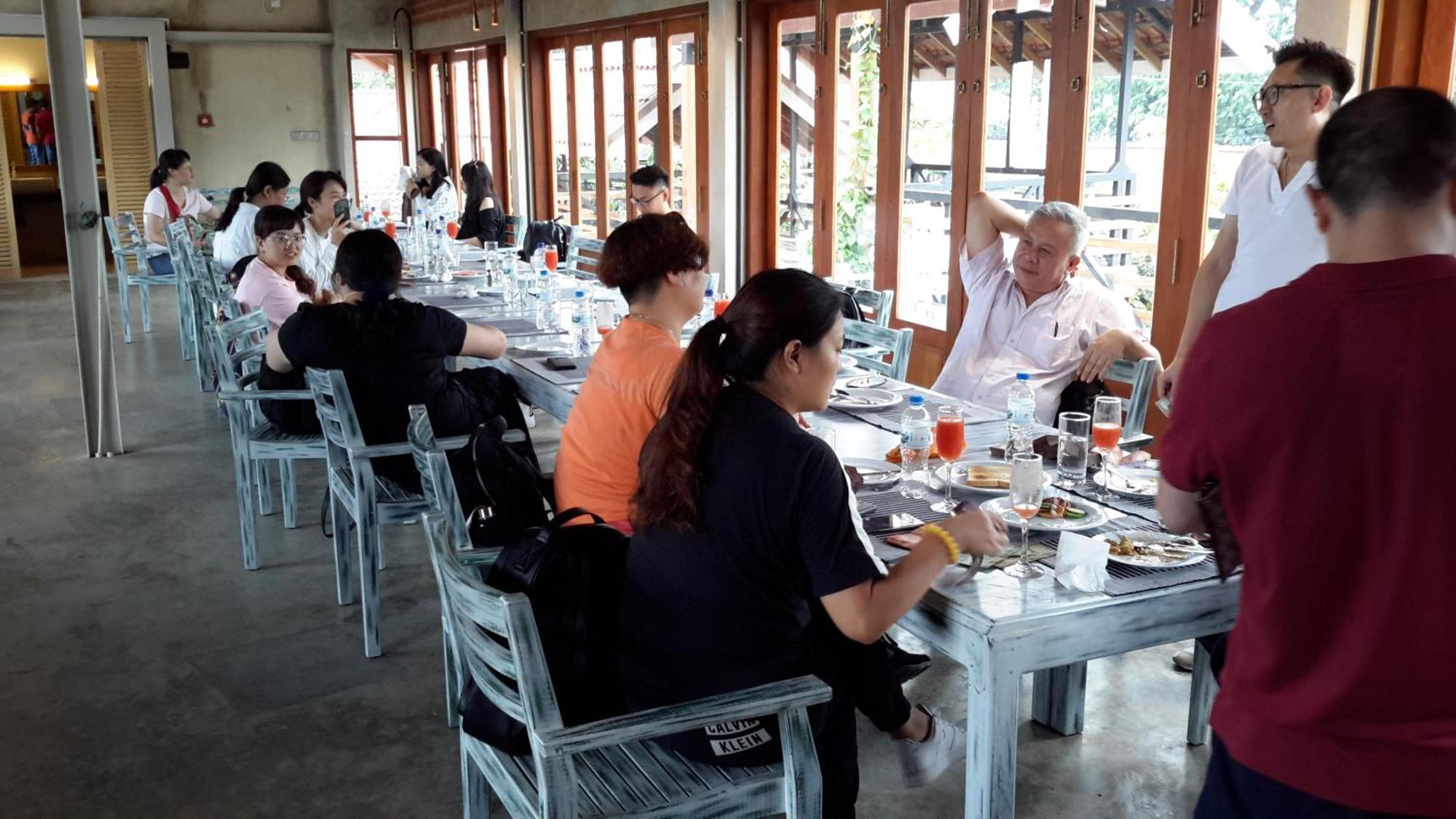 Olinia Airport Hotel Katunayaka Bagian luar foto